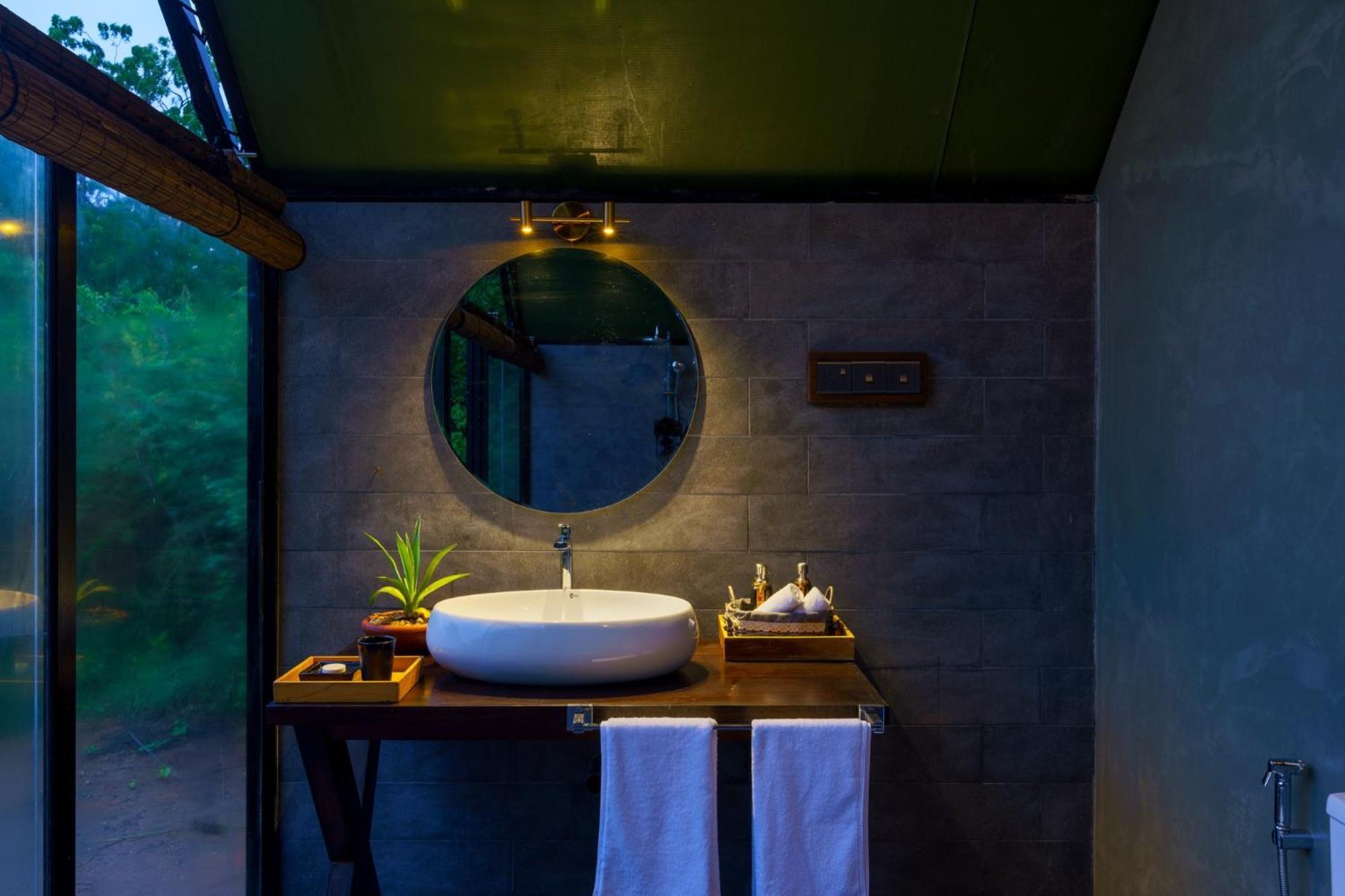 Makini Bush Camp, Yala Hotel Екстериор снимка